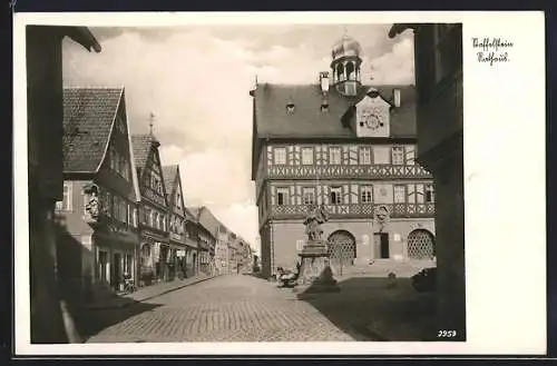 AK Staffelstein / Obfr., Strassenpartie am Rathaus