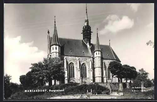 AK Mariasdorf /Burgenland, Blick auf die Kirche