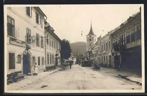 AK Türnitz, Strassenpartie mit Gasthof zum schwarzen Adler