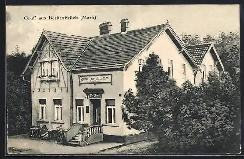 AK Berkenbrück / Spree, Blick auf den Gasthof zur Eisenbahn