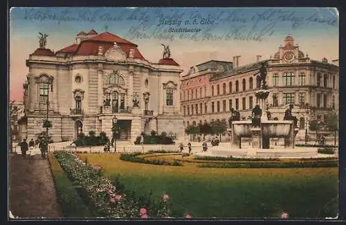 AK Aussig a. d. Elbe, Blick auf das Stadttheater