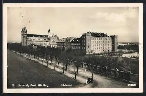 AK Mödling /N.-Oe., St. Gabriel, Blick von Südwesten auf den Ort