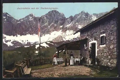 AK Austriahütte, Partie der Berghütte mit der Dachsteingruppe
