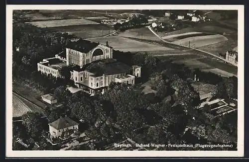 AK Bayreuth, Richard-Wagner-Festspielhaus vom Flugzeug aus gesehen