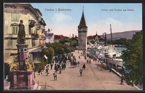 AK Lindau am Bodensee, Leben und Treiben am Hafen, am Denkmal