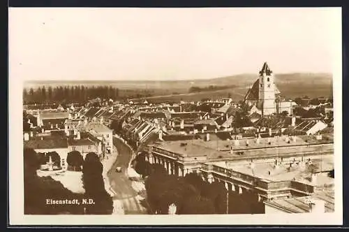 AK Eisenstadt /N.D., Ortsansicht mit der Kirche