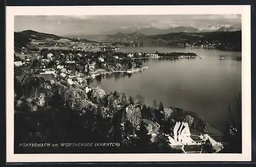 AK Pörtschach am Wörthersee, Ortsansicht mit See und Bergpanorama