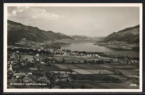 AK Bodensdorf am Ossiachersee, Totalansicht mit Seeblick von oben