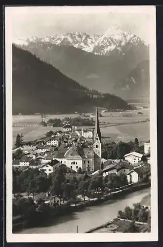 AK Zell im Zillertal, Ortsansicht mit der Kirche