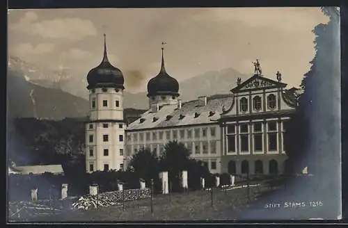 AK Stams, Blick zum Stift