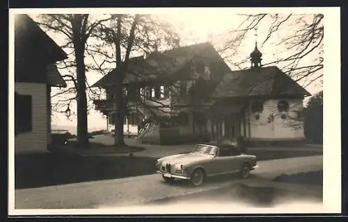 AK Auto BMW 503 Cabrio mit geschlossenem Verdeck vor einer Villa