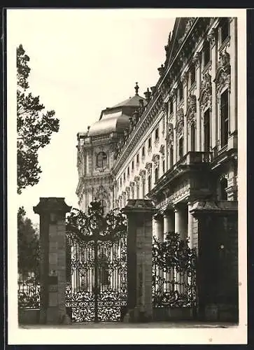 Foto-AK Walter Hege: Würzburg, Partie an der Residenz, Deutscher Kunstverlag, Berlin