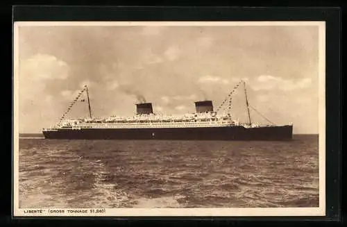 AK Passagierschiff Liberte in Fahrt, French Line