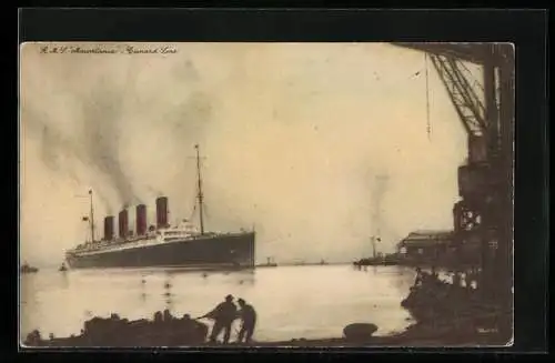 AK Passagierschiff R. M. S. Mauretania im Hafen, Cunard Line