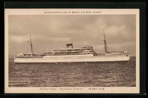 AK Passagierschiff M. V. Dunvegan Castle in ruhigen Gewässern