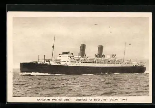 AK Passagierschiff Duchess of Bedford nahe der Küste, Canadian Pacific Liner