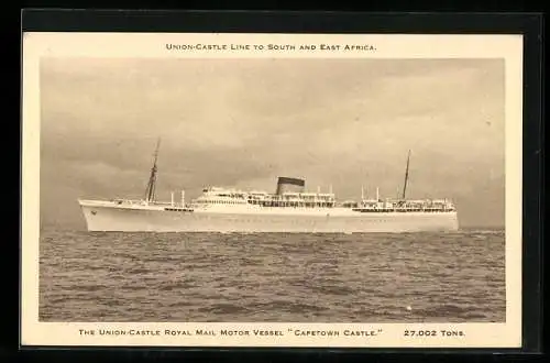 AK Passagierschiff RMMV Capetown Castle auf hoher See, Union-Castle Line