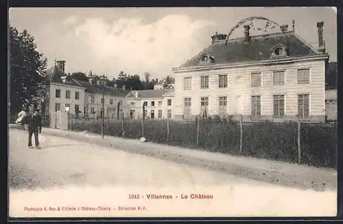 AK Villennes, Le Château