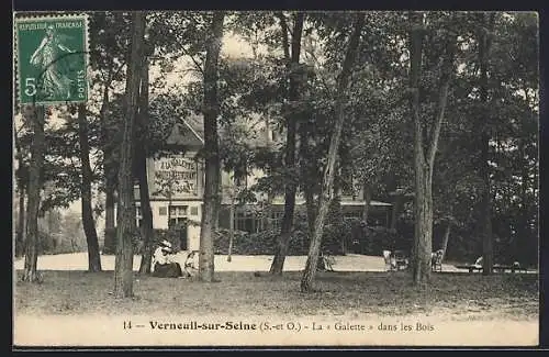 AK Verneuile-sur-Seine, La Galette das les Bois