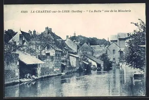 AK La Chartre-sur-le-Loir, La Butte vue de al Minoterie