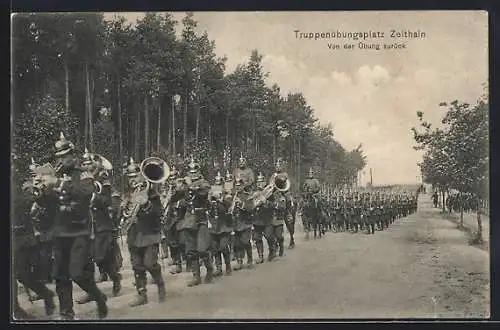 AK Zeithain, Truppenübungsplatz, Soldaten kommen von der Übung zurück