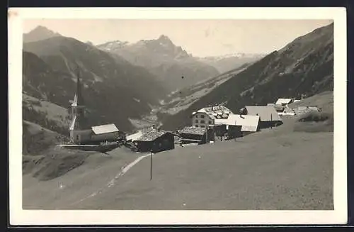 AK Tenna, Kurhaus Alpenblick mit Kirche