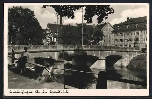 AK Donaueschingen, An der Donaubrücke