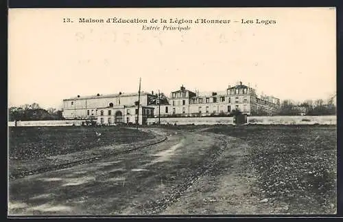 AK Les Loges, Maison d`Education de la Legion d`Honneur, Entrée Principale