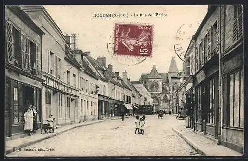 AK Houdan /S.-et-O., La Rue de l`Enclos