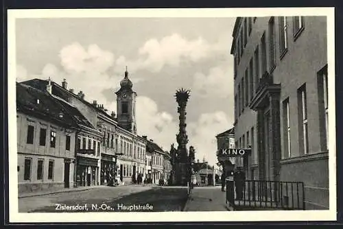 AK Zistersdorf, Hauptstrasse mit Kino und Mariensäule, Geschäfte