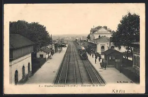 AK Fontainebleau, interieur de la Gare