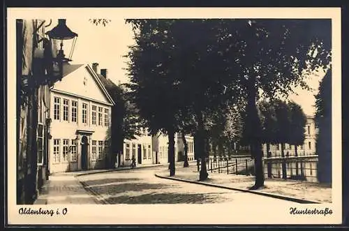 AK Oldenburg / O., Strassenpartie im Ort