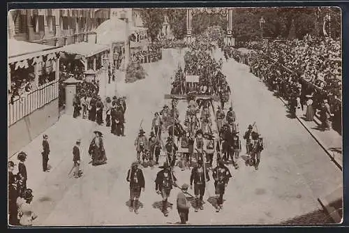 Foto-AK Fritz Gratl, religiöser Kongress mit Umzug, Jesus gekreuzigt