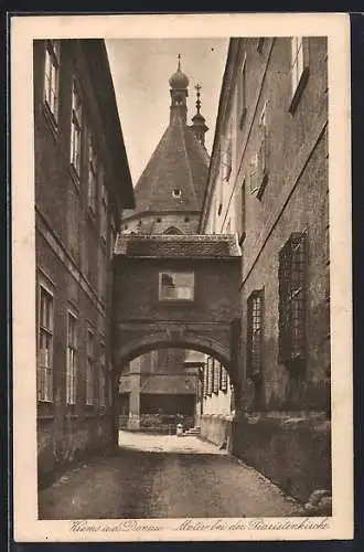 AK Krems a. d. Donau, Strassenpartie bei der Piaristenkirche