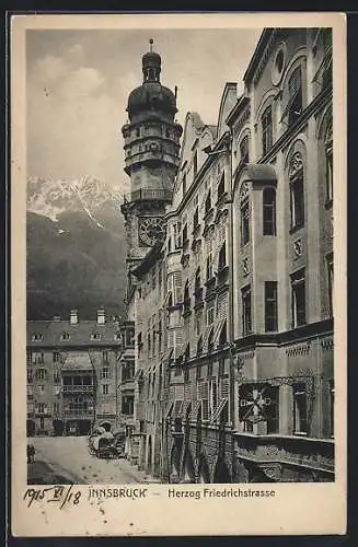 AK Innsbruck, Herzog Friedrichstrasse, Blick auf Goldenes Dachl