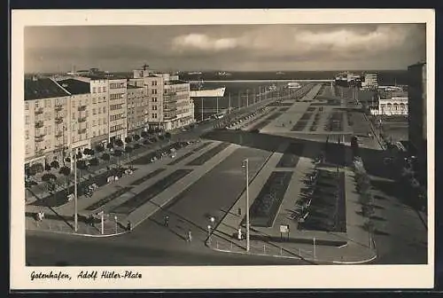 AK Gotenhafen / Gdynia, Blick auf den Platz