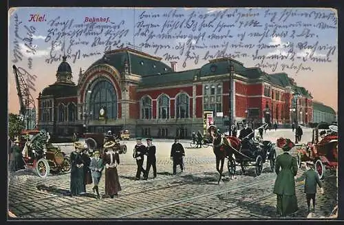 AK Kiel, Bahnhof mit Pferdekutsche u. Passanten