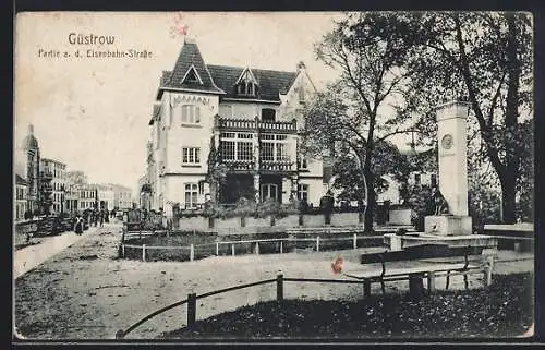 AK Güstrow, Partie a.d. Eisenbahn-Strasse