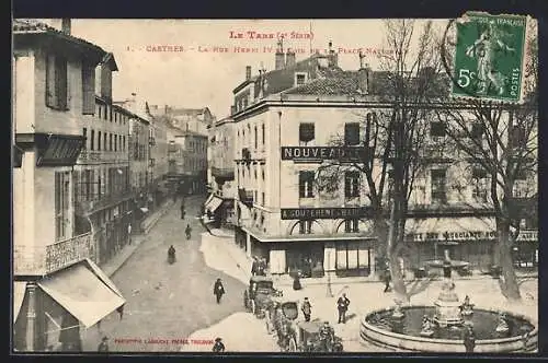 AK Castres, La Rue Henri IV et Coin de la Place Nationale