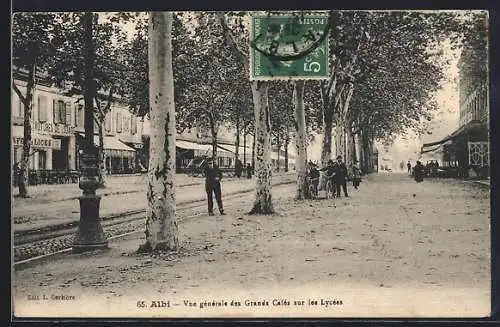 AK Albi, Vue generale des Grands Cafes sur les Lycées