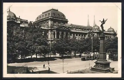 AK Wien, Platz an der Universität mit Strassenbahn