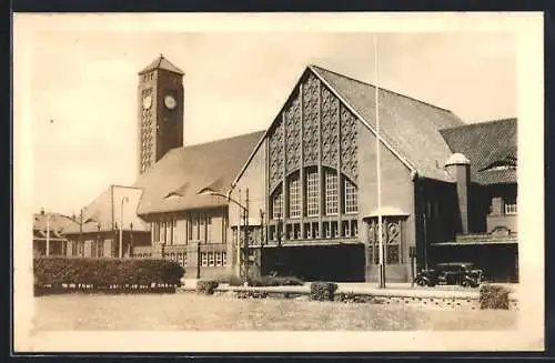 Foto-AK Oldenburg / O., Bahnhofsgebäude von vorne