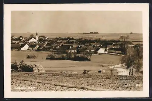 AK Ludweis /N.Oe., Gesamtansicht vom Feld aus