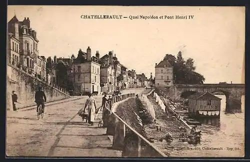 AK Châtellerault, Quai Napoléon et Pont Henri IV