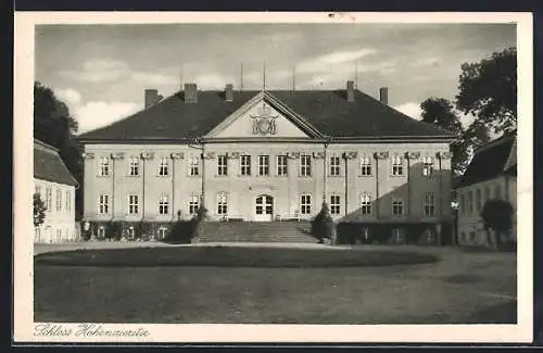 AK Hohenzieritz, Das Schloss