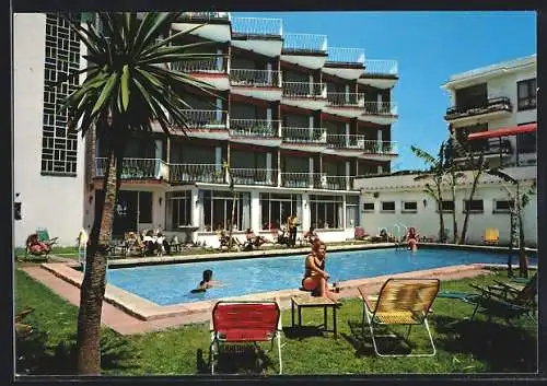 AK Torremolinos, Hotel Piscis, Av. del Lido