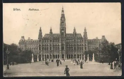 AK Wien, Rathaus mit Skulpturen