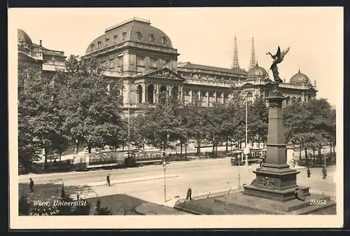 AK Wien, Universität mit Strassenbahn und Denkmal