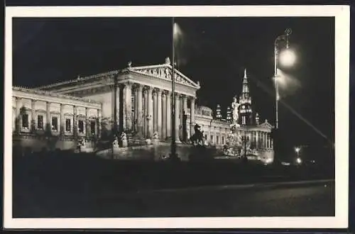 AK Wien, Beleuchtetes Parlament