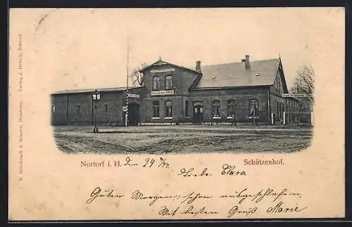 AK Nortorf i. H., Gaststätte-Logierhaus Schützenhof H. Reiche, Panorama mit Garteneingang